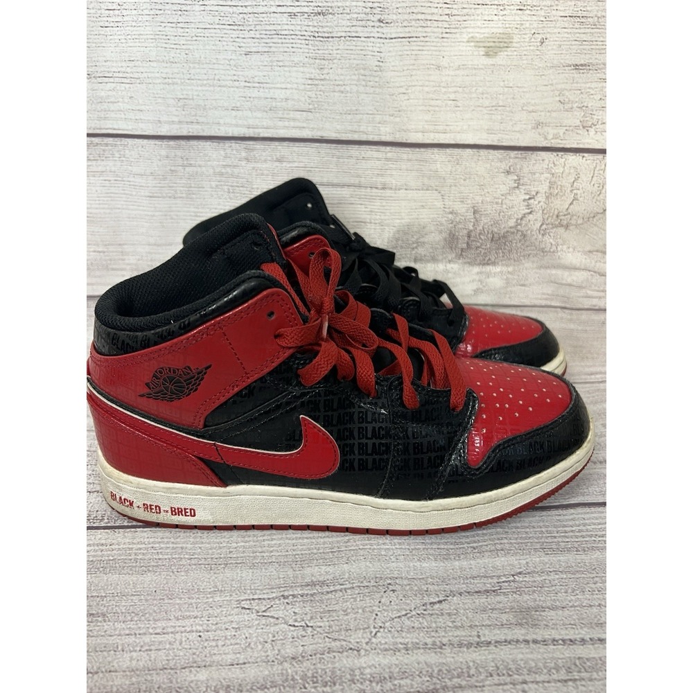 Nike Air Jordan 1 Mid SS Bred Text Black Red GS Size 6.5Y Youth DM9650 001 AJ - Picture 2 of 8